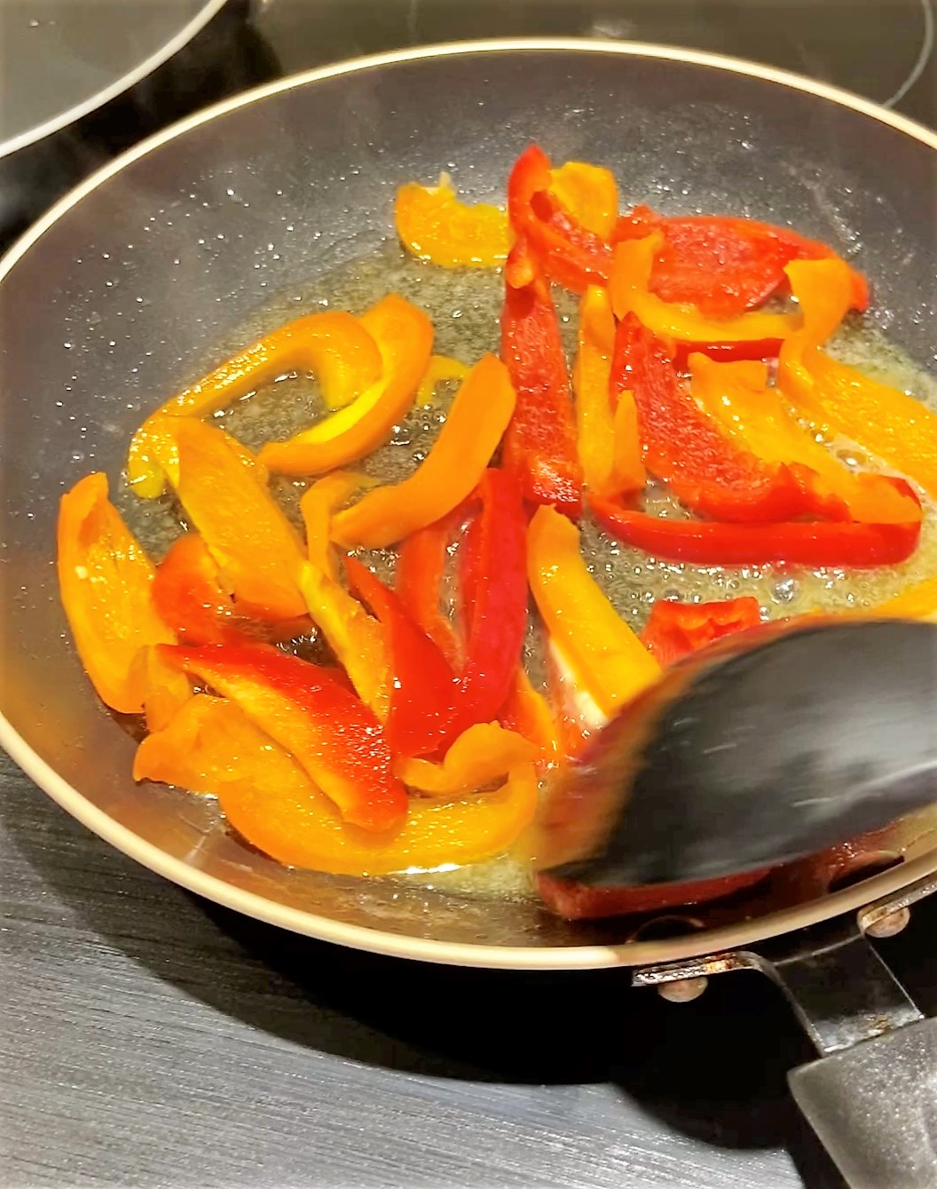 fry peppers with garlic